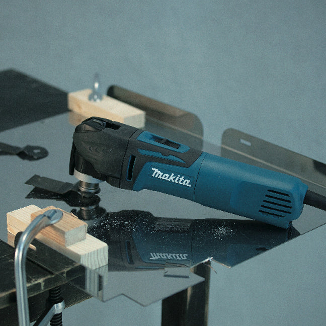 OUTIL OSCILLANT MAKITA ÉLECTRIQUE - TM3010C